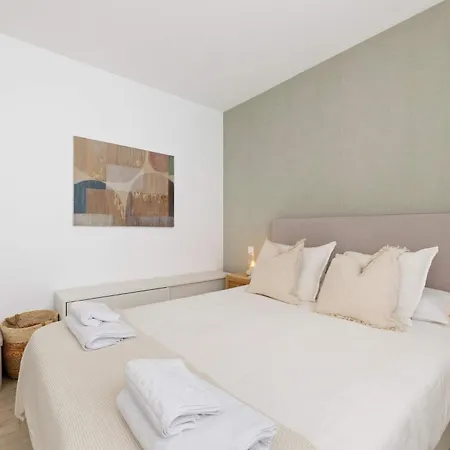 Apartment Coastlight Rooftop By Bayside Modern Penthouse *